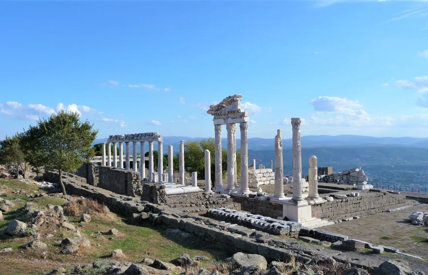 The Acrapol of Pergamon