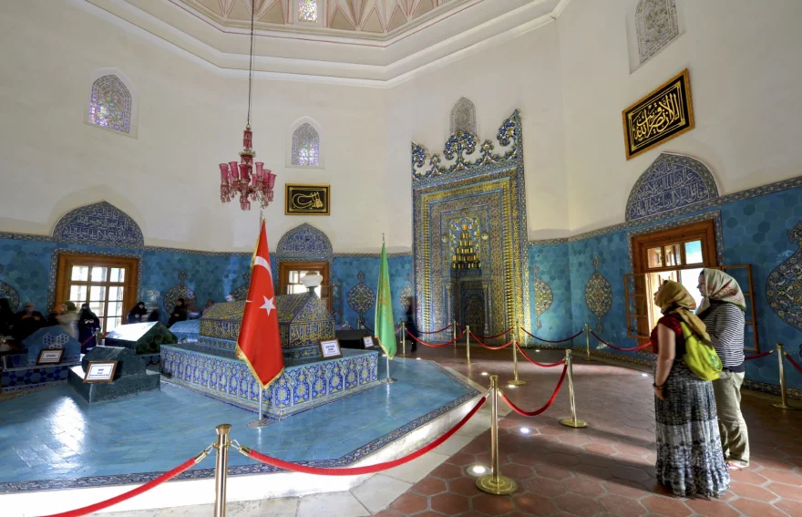 Bursa Green Tomb
