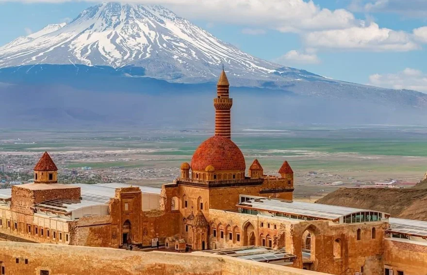 Ishak Pasha Palace