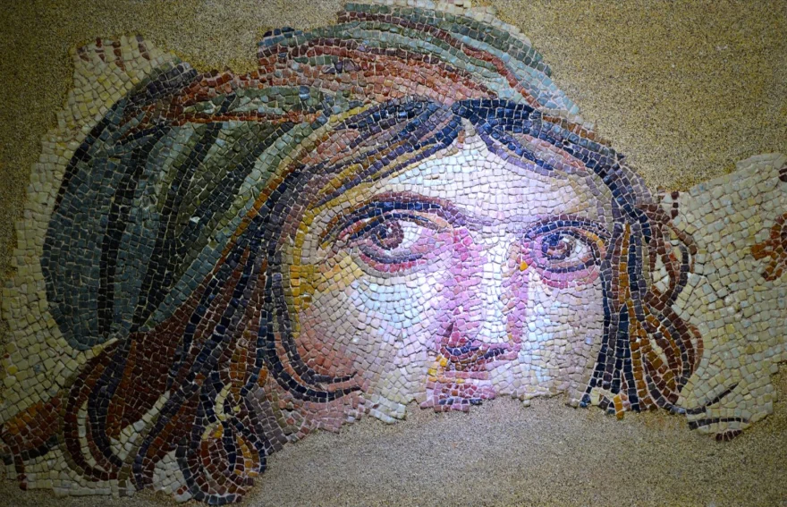 Gypsy Girl mosaic - Gaziantep Zeugma Museum