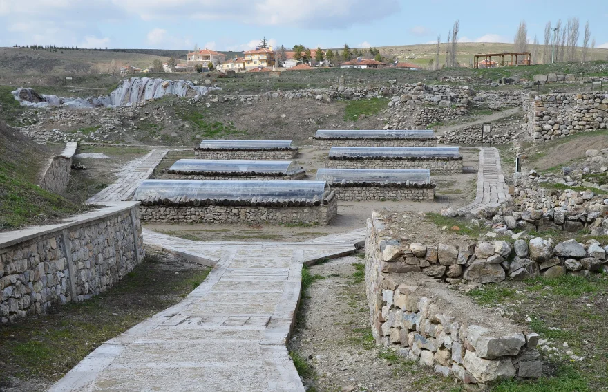 Alacahöyük Hittite Tombs