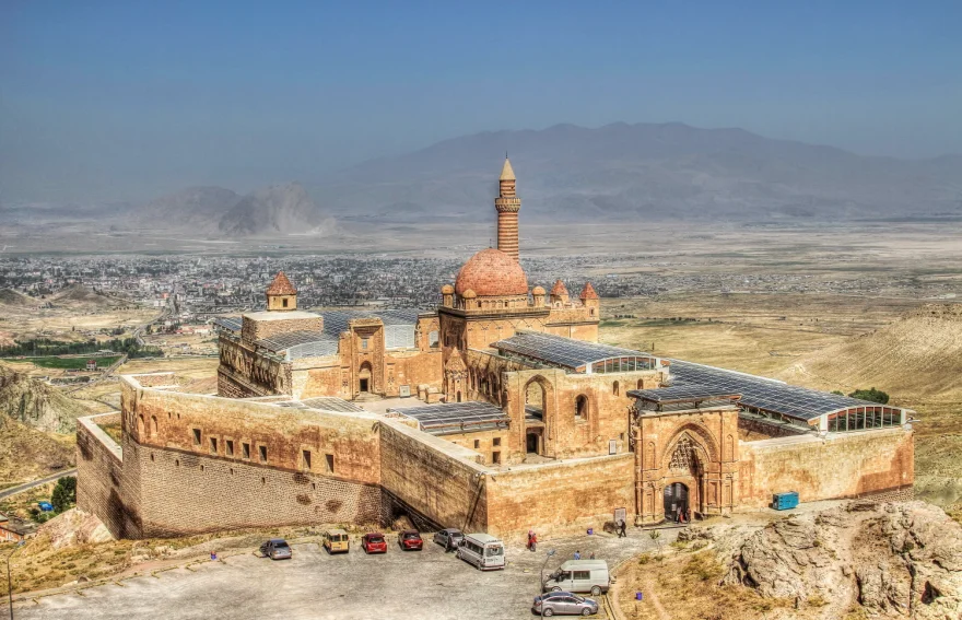 Ishak Paşa Palace Doğubeyazit - Turkey