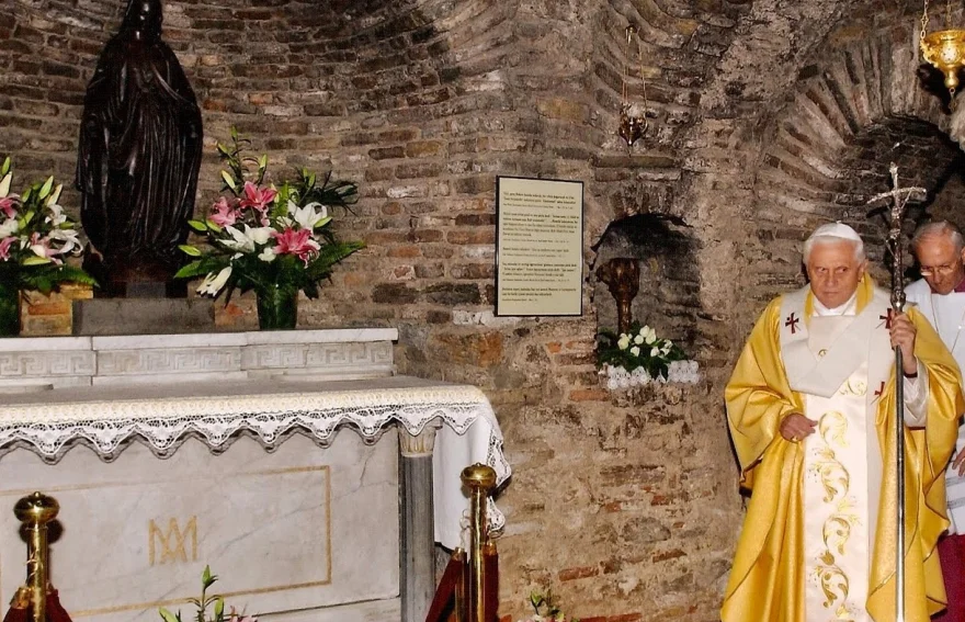 Pope Benedict XVI visit the House of Virgin Mary 2006