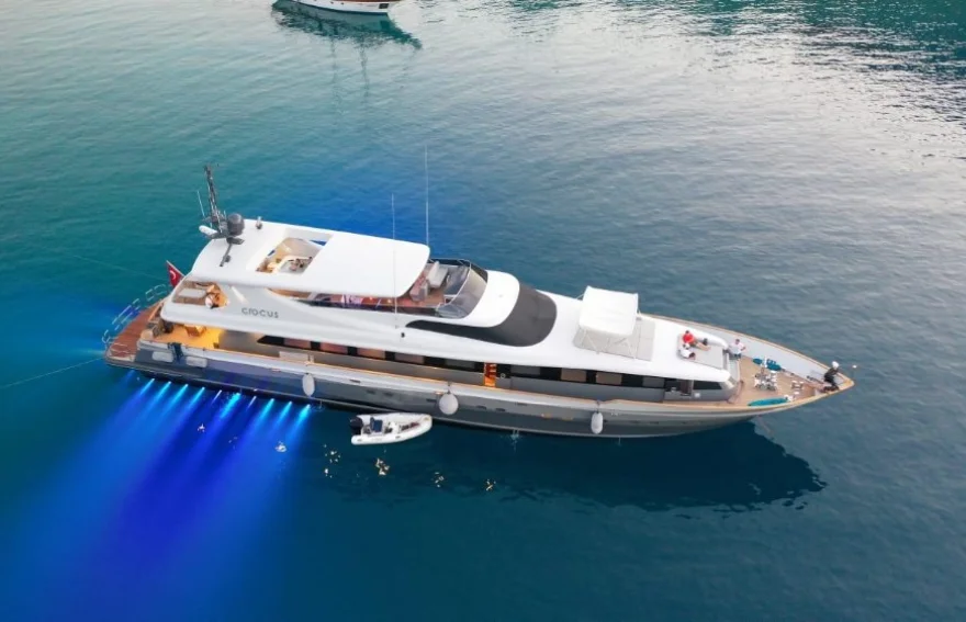 turkey luxury yacht charter Crocus