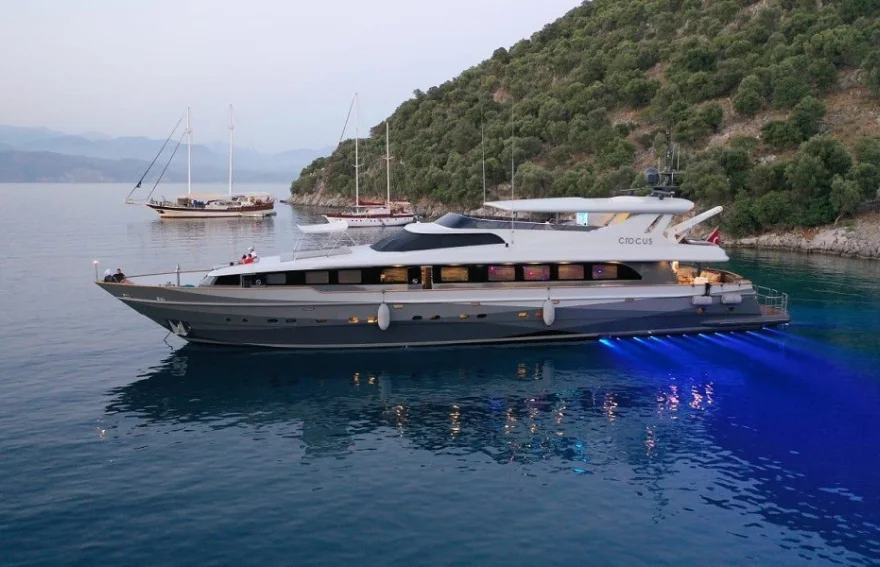 luxury motor yacht charter turkey Crocus
