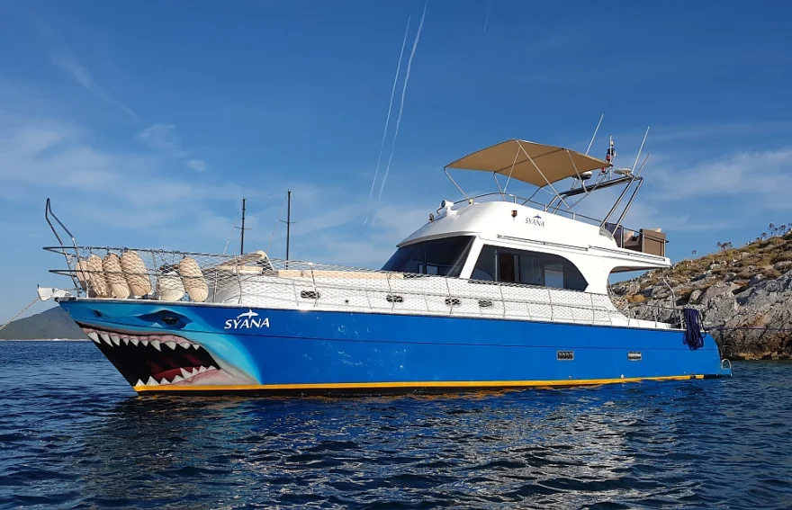 motor yacht charter turkey Syana