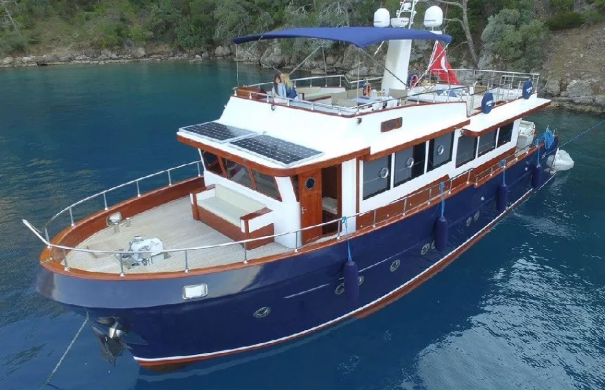 luxury motor yacht charter turkey Trawler Daphne