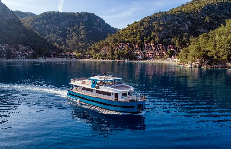 private yacht charter turkey Traweler Simay S